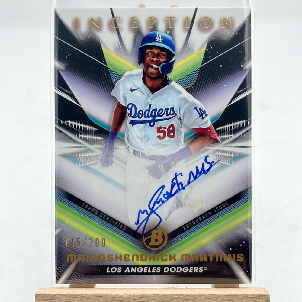 Mairoshendrick Martinus On-Card Auto